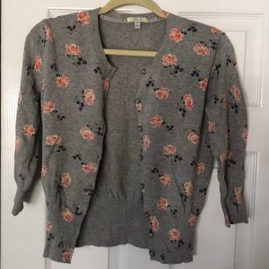 I love H81 floral sweater/cardigan